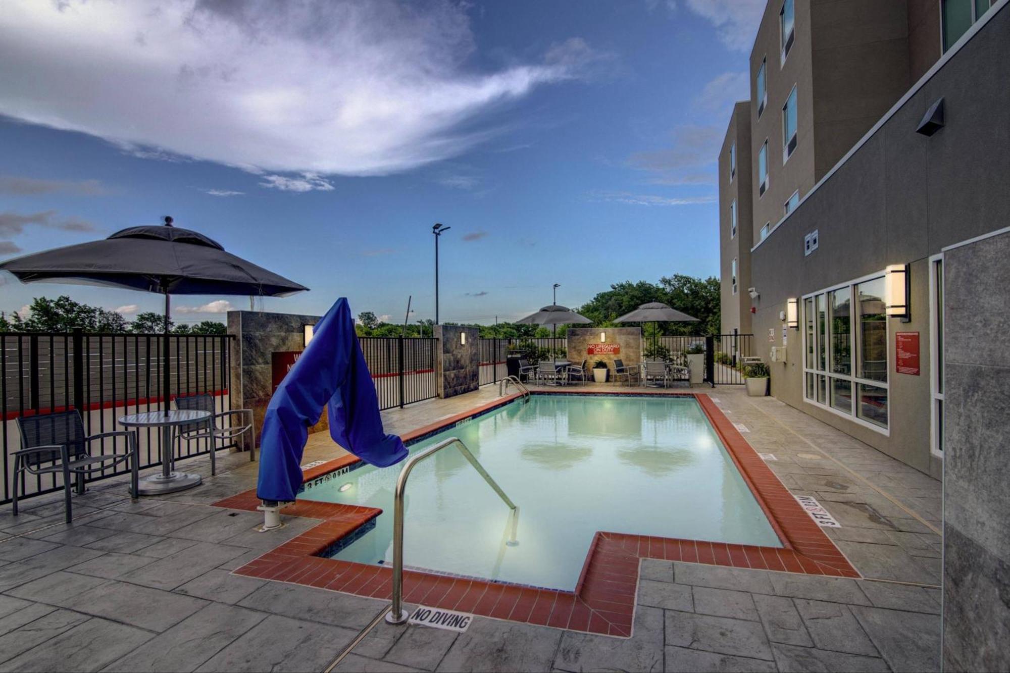 Towneplace Suites By Marriott Houston Hobby Airport Εξωτερικό φωτογραφία