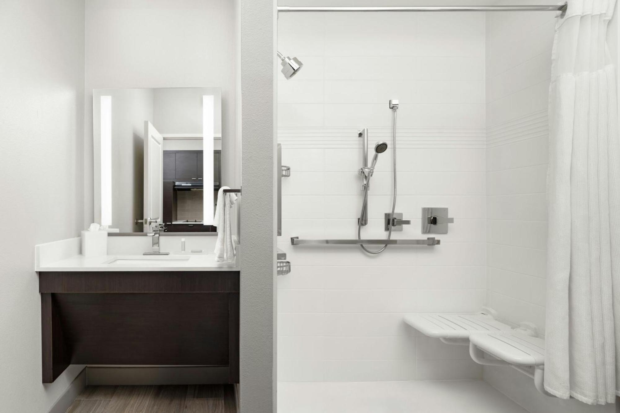 Towneplace Suites By Marriott Houston Hobby Airport Εξωτερικό φωτογραφία