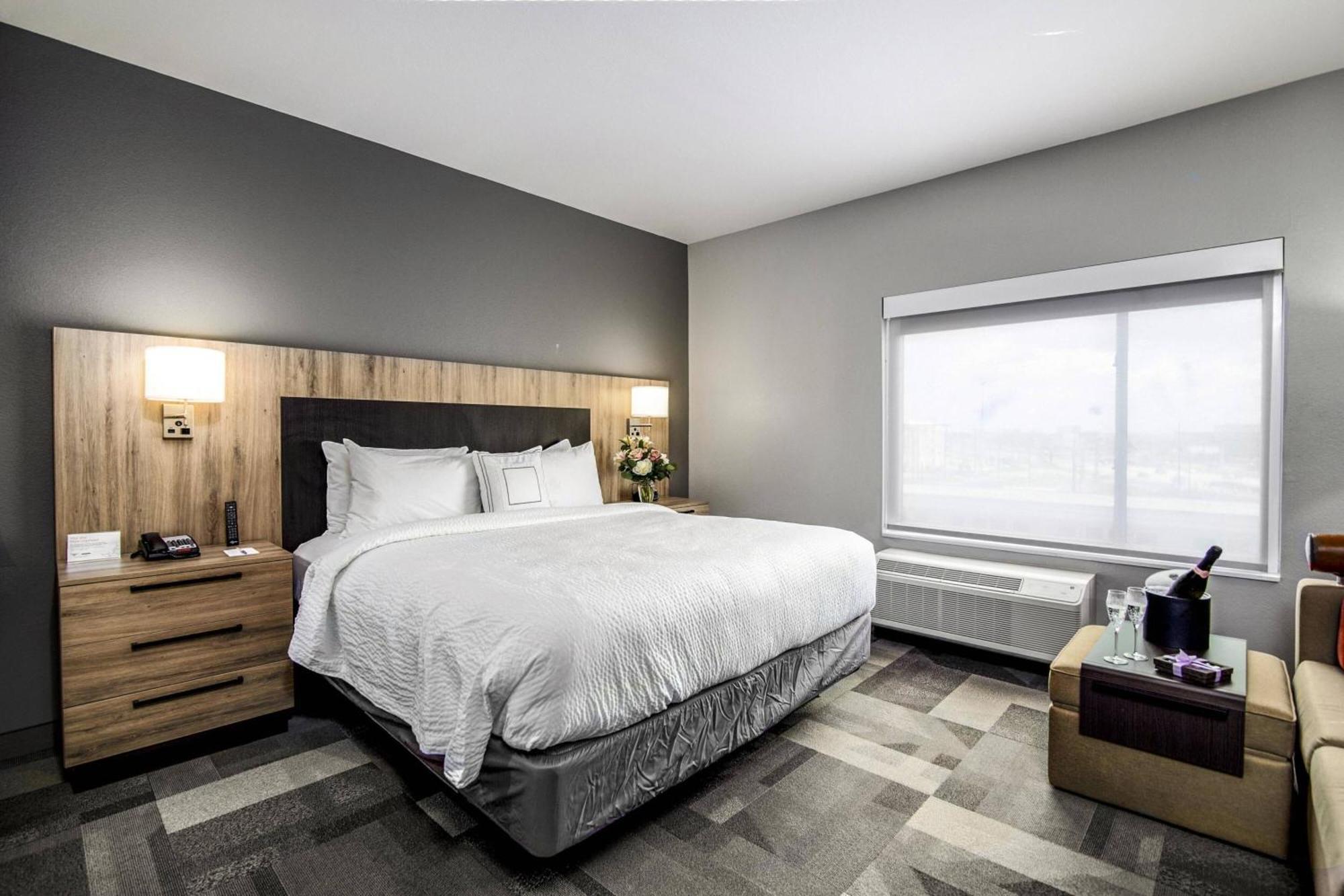 Towneplace Suites By Marriott Houston Hobby Airport Εξωτερικό φωτογραφία